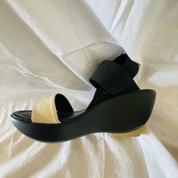 Rita C Vera Pelle Italian Two Toned Wedge Sandal Size 6 (Eur 37) - Picture 7 of 10